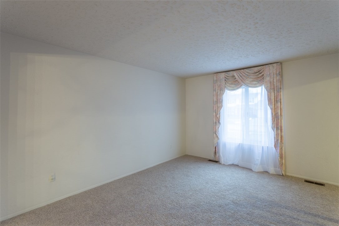 33977 Carl Drive